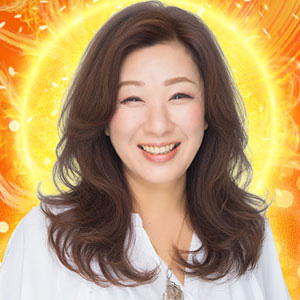 愛乃みたま先生